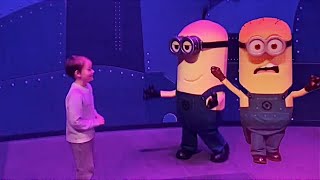 Minions go Crazy Dancing with Simon. Unique experience @ Universal Studios