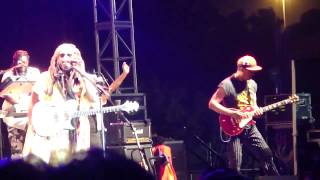 Steel Pulse Leggo Beast (Live)