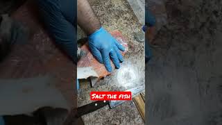 Как засолить красную рыбу/how to salt red fish #shorts