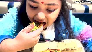 ओवीची पिझ्झा पार्टी 🍕 Ovee's Pizza Party 🍕 Ovee & Mumma @CrazyFoodyRanjita