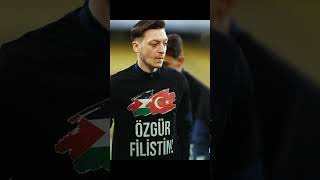 Turkish footballer Mesut Özil sends out a tweet in support for the people of Palestine 🇵🇸 #palestine