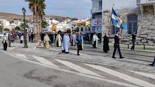 Τήνος. Λιτάνευση εικόνας των Ταξιάρχων.