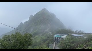 Girnar in Monsoon, Tourists enjoying it, જૂનાગઢ ગિરનારનો આનંદ લેતા પ્રવાસીઓ