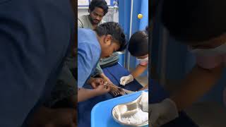 Shanmukh Jaswanth at hospital || Shannu Feeling Pain