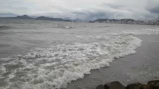 Santos praia e ondas impressionantes Ponta da Praia