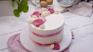 BUTTERCREAM CAKES:  Mixed flowers cake