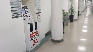 Pagando Derecho de piso en el Aeropuerto Internacional de la Ciudad de México