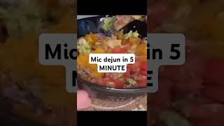 Mic dejun in 5 MINUTE #reteteusoare #1million #rețeterapide #micdejun #shorts #roșii #avocado