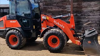 looking at the kubota loading shovel