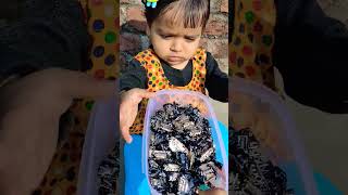 cute baby 💕 chocolate 🍫 Lunch box | chooses #shorys #trending #viral #viralshorts