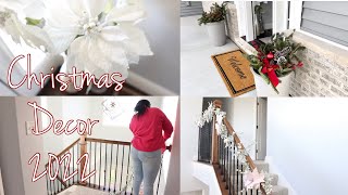 New Christmas Decor 2022 | Minimal Stairway, Entryway & Outdoor Holiday Decor