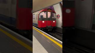 London Underground tube 🇬🇧#shorts