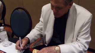 Ted White, Jason from Friday the 13th: The Final Chapter, signing autographs - TopSignatures.com