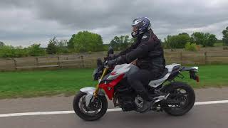 BMW F 900 R Road Test