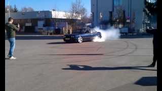 E30 M60B40 V8 Drift Burnout