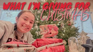 what i'm GIVING for CHRISTMAS 2022! // VLOGMAS DAY 10