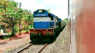 Erode WDM-3D 11222 Arriving Bhoke Railway Station With Sawantwadi Diva Passenger