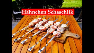 Bacon / Hähnchen - Schaschlik, dazu Adjika - gegrillte Grill Sauce. Chicken BBQ