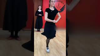 Девушка Танцует Супер Кайф Круто Чеченская Лезгинка в Тбилиси 2023 #dom #dance #yes #wednesday