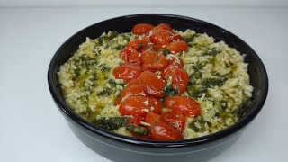 RISOTO COM MOLHO PESTO E TOMATE CONFIT