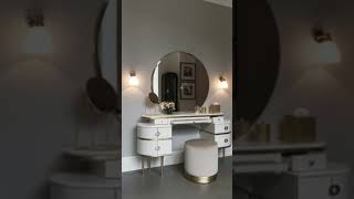 Stunning Mirrored Vanity #oevanity #vanitymirror #vanitygoals