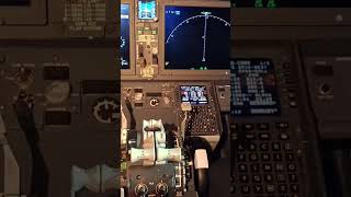 Boeing 737 MAX 8 Cockpit View at London Heathrow Airport #shorts #viral #airplanes