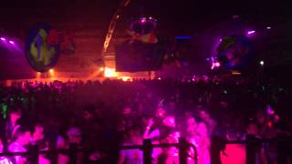 ELECTRONIC MOTION FLOOR @ ECHELON OPEN-AIR 2012