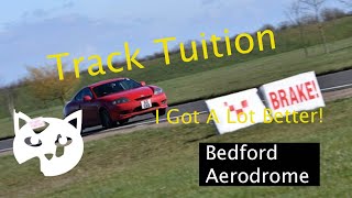 Bedford Aerodrome Tuition - How to Track