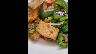 Stir fried bell pepper with tofu #bellpepper #tofu #tofurecipes #yummyfood #eating #asianfood