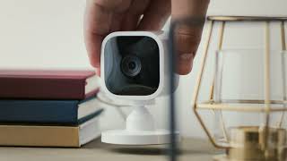 Blink Mini – Compact indoor plug-in smart security camera, 1080 HD video