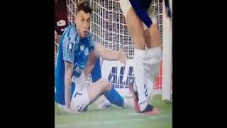 Polska Piłka! Bramkarz ściągnął spodenki piłkarzowi Ruchu Chorzów! #shorts #football #news #viral