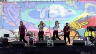 'Sugar Sugar' (Archies). Debbie Marsan & Ellie Millan. 4ElementsGroup. Calle 8 Festival 2011 Miami