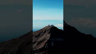 Puncak Gunung Rinjani