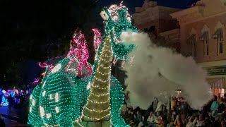 Return of MAIN STREET ELECTRICAL PARADE! | Night Time SPECTACULAR Food, SOUVENIRS and MORE!