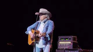 Dwight Yoakam - A Thousand Miles From Nowhere - San Antonio, Texas