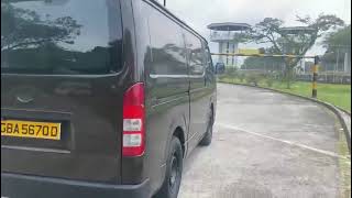 TOYOTA HIACE