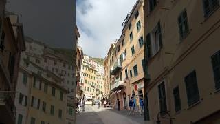 Riomaggiore 🇮🇹charmoso vilarejo #italy #travel #amalficoast #cinqueterre