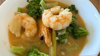 SHRIMP WITH BROCCOLI IN COCONUT MILK || EASY TO COOK || YUMMY AND HEALTHY || HOME COOKED