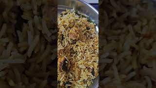 Prawn biriyani#shrimp biriyani #Hyderabadi prawn biriyani#food #feedshorts#minivlog#tami#Dhanush hit