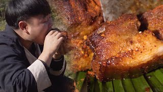 游侠松 | 脆皮五花肉，8斤五花肉一口气干完，真过瘾！|Two guys eat 8 Jin of streaky pork at a time. It's delicious!