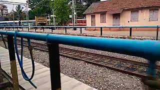 3 Hours late running 22609 Mangalore Coimbatore SF Intercity Express arriving KOZHIKODE (CLT)