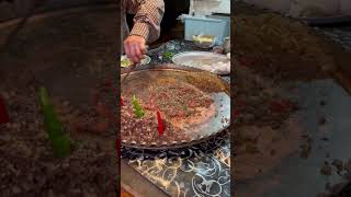 Tabriz street food , غذای خیابونی تبریز راه آهن😅 از این چی چی کثیفا🤣 خوشمزه بود واقعاً