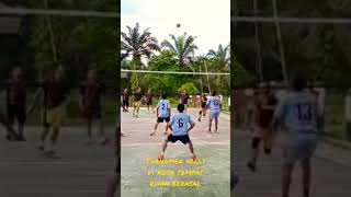 trik umpan dan smash mematikan dalam bola volley. #volleyball #vollyball #indonesia #rivannurmulki