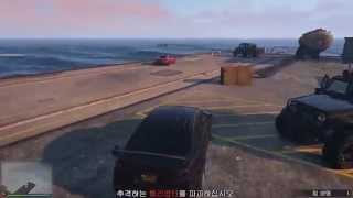 Push the car into the sea! - Grand Theft Auto V