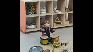 mini percussionista pedro