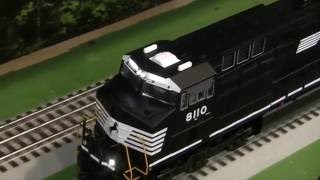 MTH 30-4236-1 Norfolk Southern Deluxe Freight Train Set