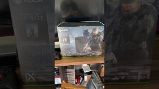 Unboxing the Master Chief Xbox Series X! How does it stack up to the original? #KahlaGaming #xbox