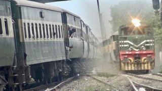 ‏Allama aur Karachi Express Train Ka Amna Samna