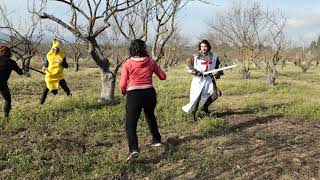 Swordfight between a banana, a templar and a judo wrestler at fantasy treasure hunt