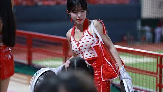 多慧一上班就忙著收電扇跟合照@lee_dahye #李多慧 #이다혜 ##cheerleader #치어리더 #fancam #小龍女 #味全龍 #中華職棒 #cpbl #啦啦隊 #味全龍啦啦隊